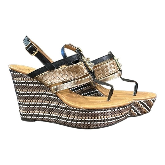 Qupid Shoes - Qupid Platform Wedge Heel Sandals Size 7